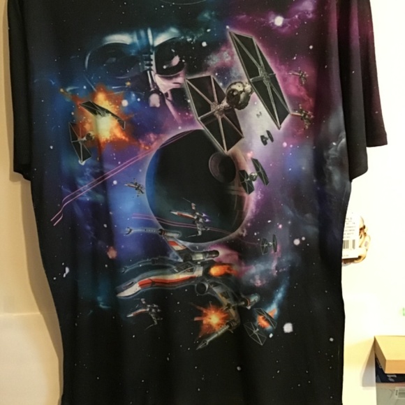 HOST PICK - T Men’s Disney Star Wars Tshirt - 2xl - Picture 2 of 6